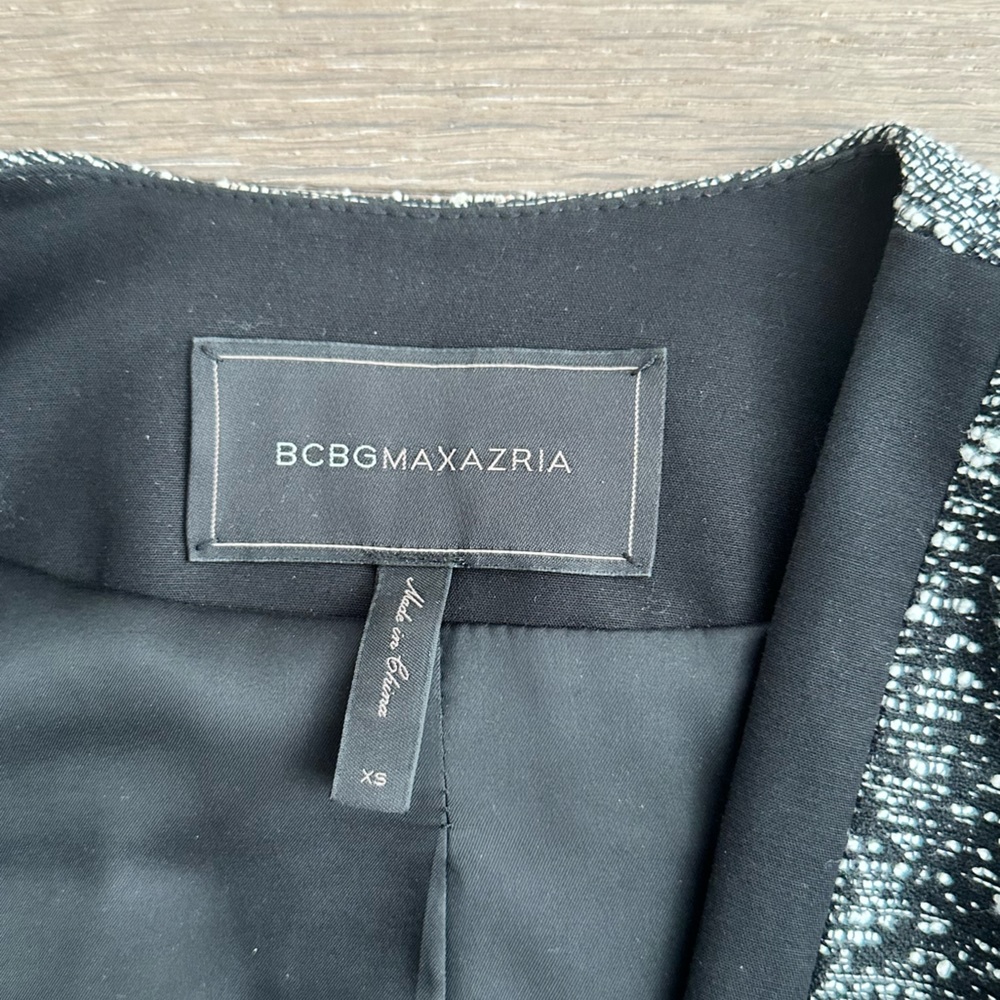 BCBG Black Tweed Color Block Blazer - Picture 6 of 8